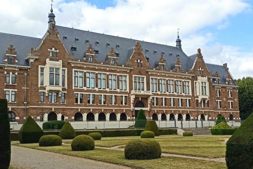 Les Chevalets III Classe 3 Etoiles ランス エクステリア 写真